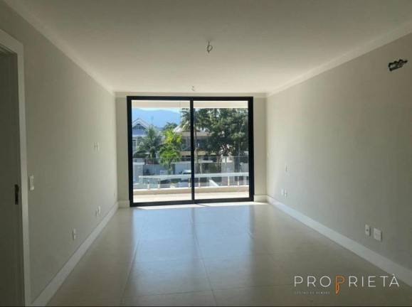 Imagem Casa de Condomínio com 4 Quartos à Venda, 300 m² em Barra Da Tijuca - Rio De Janeiro Imagem Casa de Condomínio com 4 Quartos à Venda, 300 m² em Barra Da Tijuca - Rio De Janeiro