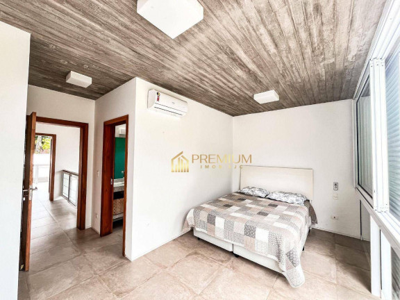 Imagem Sobrado com 5 Quartos à Venda, 388 m² em Guaecá - São Sebastião