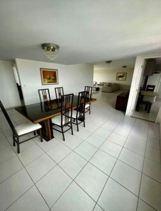 Imagem Apartamento com 4 Quartos à Venda, 240 m² em Caxanga - Recife