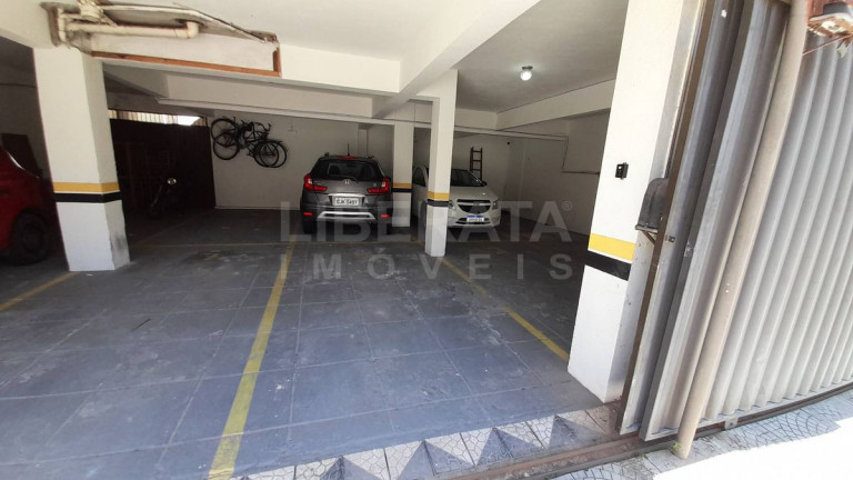 Imagem Apartamento com 2 Quartos à Venda, 61 m² em Centro - Itajaí