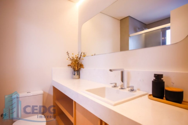 Imagem Apartamento com 3 Quartos à Venda, 107 m² em Centro - Curitiba Imagem Apartamento com 3 Quartos à Venda, 107 m² em Centro - Curitiba