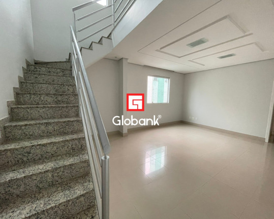 Imagem Imóvel com 3 Quartos à Venda, 230 m² em Santa Maria - Montes Claros Imagem Imóvel com 3 Quartos à Venda, 230 m² em Santa Maria - Montes Claros