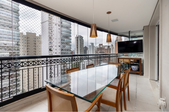 Imóvel com 4 Quartos à Venda, 169 m² em Vila Uberabinha - São Paulo