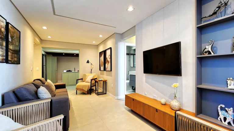 Imagem Apartamento com 2 Quartos à Venda, 90 m² em Centro - Balneário Camboriú