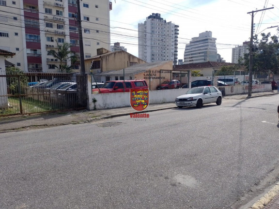 Imagem Terreno à Venda, 300 m² em Estreito - Florianópolis Imagem Terreno à Venda, 300 m² em Estreito - Florianópolis