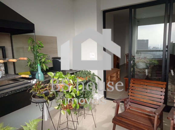 Apartamento com 3 Quartos para Alugar, 136 m² em Vila Bastos - Santo André