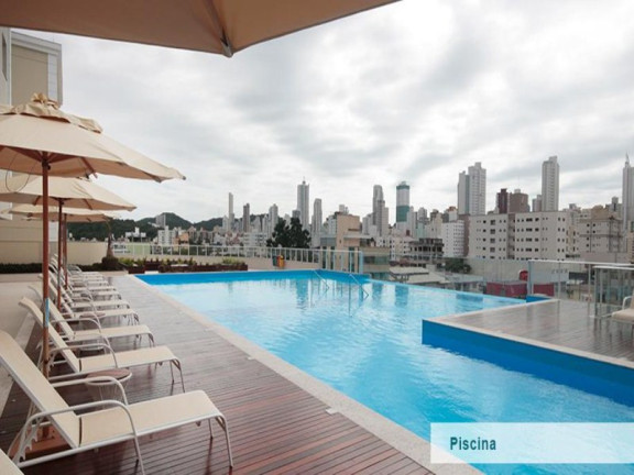 Imagem Imóvel com 2 Quartos à Venda, 66 m² em Nações - Balneário Camboriú Imagem Imóvel com 2 Quartos à Venda, 66 m² em Nações - Balneário Camboriú