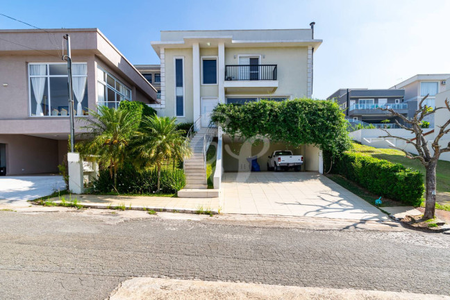 Casa de Condomínio com 3 Quartos à Venda, 245 m² em Alphaville - Santana De Parnaíba