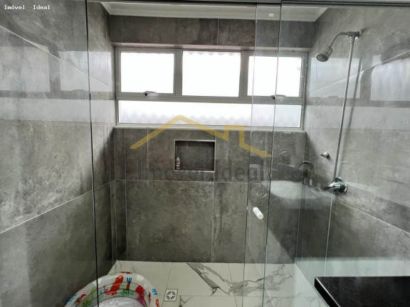 Imagem Casa com 6 Quartos à Venda, 210 m² em Guabirotuba - Curitiba Imagem Casa com 6 Quartos à Venda, 210 m² em Guabirotuba - Curitiba