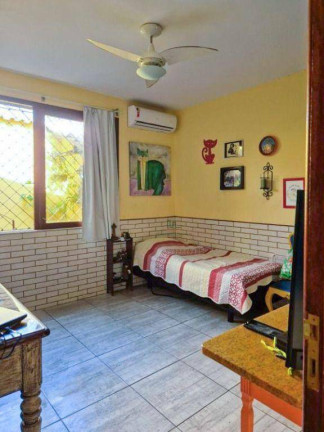 Imagem Casa com 4 Quartos à Venda, 165 m² em Itaipu - Niterói Imagem Casa com 4 Quartos à Venda, 165 m² em Itaipu - Niterói