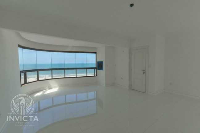 Imagem Apartamento com 3 Quartos à Venda, 110 m² em Centro - Balneário Camboriú Imagem Apartamento com 3 Quartos à Venda, 110 m² em Centro - Balneário Camboriú