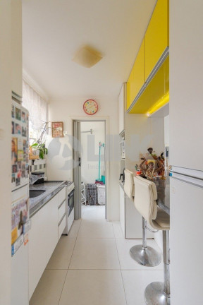 Imagem Apartamento com 2 Quartos à Venda, 65 m² em Petrópolis - Porto Alegre