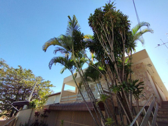 Casa com 3 Quartos à Venda, 290 m² em Jardim Brasil - Jundiai