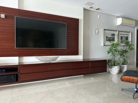 Imagem Apartamento com 4 Quartos para Alugar, 232 m² em Centro - Balneário Camboriú
