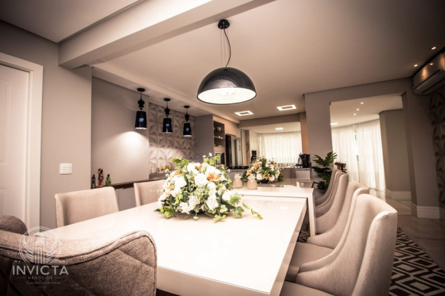 Imagem Apartamento com 4 Quartos à Venda, 340 m² em Centro - Balneário Camboriú