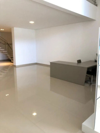 Imagem Sala Comercial à Venda, 227 m² em Centro - Balneário Camboriú Imagem Sala Comercial à Venda, 227 m² em Centro - Balneário Camboriú