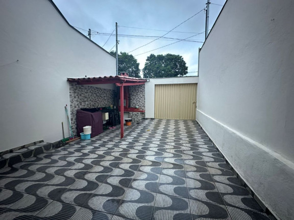 Casa com 4 Quartos à Venda,  em Chácara Cotia - Contagem