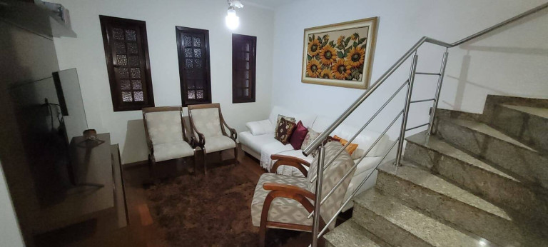 Imagem Casa com 3 Quartos à Venda, 208 m² em Jordanópolis - São Bernardo Do Campo