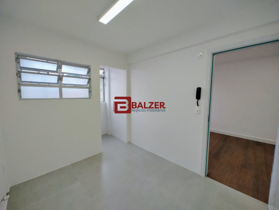 Imagem Apartamento com 2 Quartos à Venda, 94 m² em Centro - Florianópolis Imagem Apartamento com 2 Quartos à Venda, 94 m² em Centro - Florianópolis