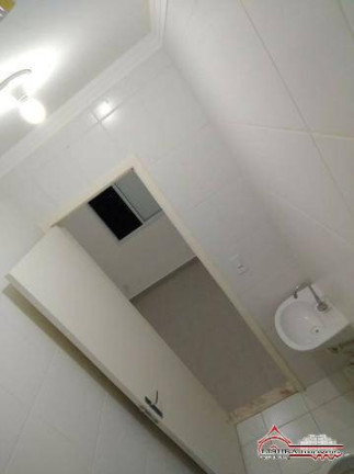 Imagem Casa de Condomínio com 2 Quartos à Venda, 56 m² em Jardim Colônia - Jacareí