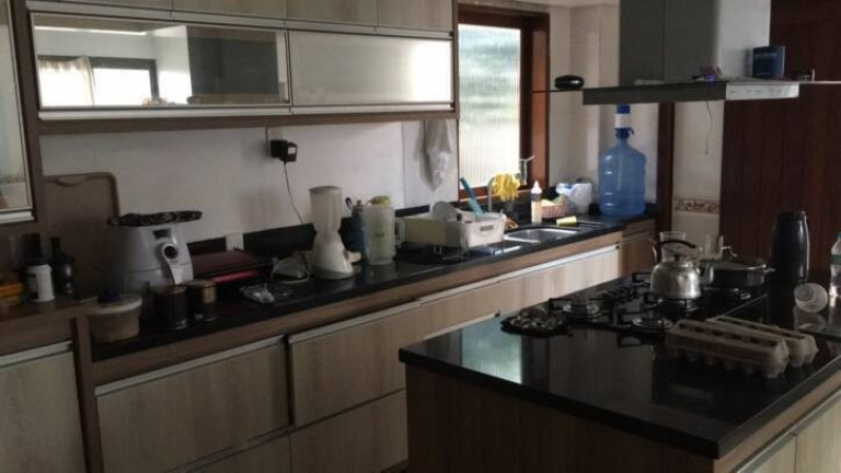 Imagem Casa com 5 Quartos à Venda,  em Bom Abrigo - Florianópolis