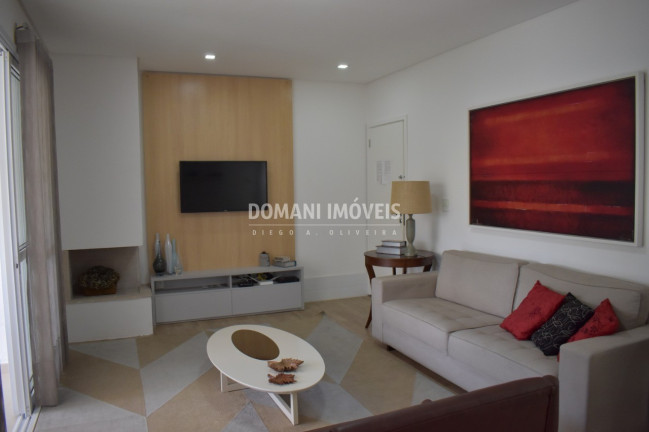 Imagem Imóvel com 3 Quartos à Venda, 101 m² em Região De Capivari - Campos Do Jordão