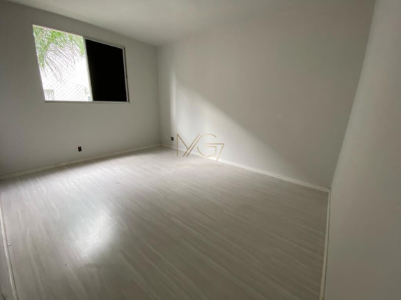 Imagem Apartamento com 2 Quartos à Venda, 50 m² em Pinheirinho - Curitiba