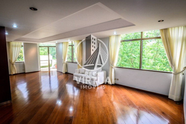 Apartamento com 3 Quartos à Venda, 220 m² em Paineiras Do Morumbi - São Paulo