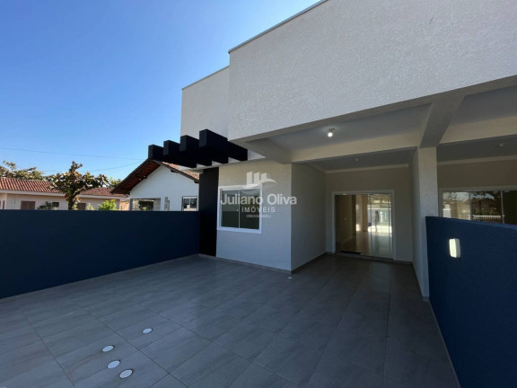 Casa com 3 Quartos à Venda, 90 m² em Barra Do Sai - Itapoá