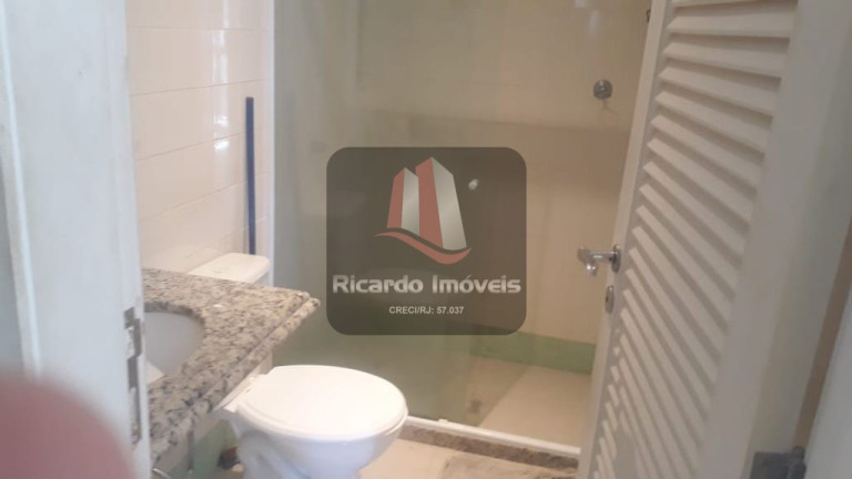 Imagem Imóvel com 2 Quartos à Venda, 60 m² em Peró - Cabo Frio