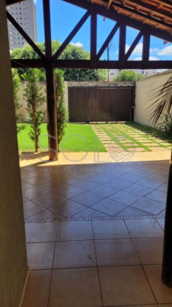 Casa com 3 Quartos à Venda, 280 m² em Residencial Cambuy - Araraquara
