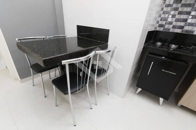 Imagem Apartamento com 1 Quarto à Venda, 45 m² em Copacabana - Rio De Janeiro Imagem Apartamento com 1 Quarto à Venda, 45 m² em Copacabana - Rio De Janeiro