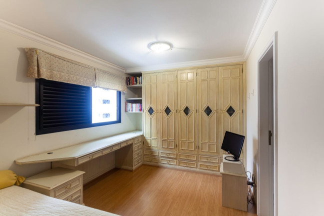 Imagem Imóvel com 3 Quartos à Venda, 156 m² em Moema - São Paulo