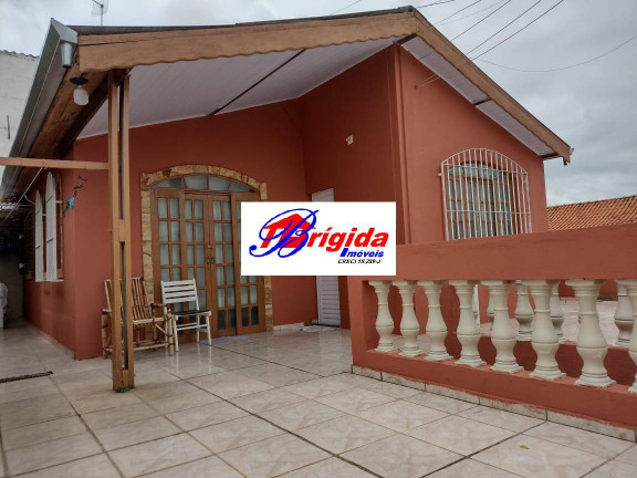 Imagem Casa com 4 Quartos à Venda, 180 m² em Jardim Rosalina - Cotia Imagem Casa com 4 Quartos à Venda, 180 m² em Jardim Rosalina - Cotia