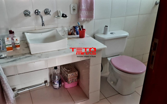 Imagem Casa com 4 Quartos à Venda, 360 m² em São Lourenço - São Lourenço