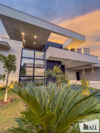 Imagem Casa com 3 Quartos à Venda, 255 m² em Residencial Quinta Do Golfe - São José Do Rio Preto Imagem Casa com 3 Quartos à Venda, 255 m² em Residencial Quinta Do Golfe - São José Do Rio Preto