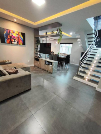 Imagem Sobrado com 3 Quartos à Venda, 120 m² em São Vicente - Itajaí Imagem Sobrado com 3 Quartos à Venda, 120 m² em São Vicente - Itajaí