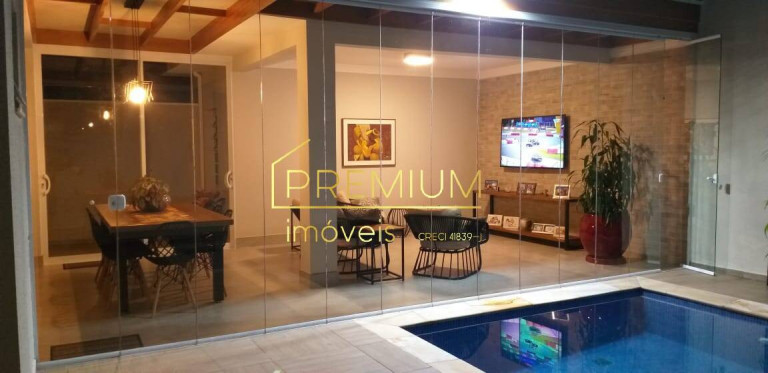 Casa com 3 Quartos à Venda, 300 m² em Engordadouro - Jundiaí