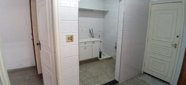 Imagem Casa com 4 Quartos à Venda, 480 m² em Ponta Da Praia - Santos Imagem Casa com 4 Quartos à Venda, 480 m² em Ponta Da Praia - Santos