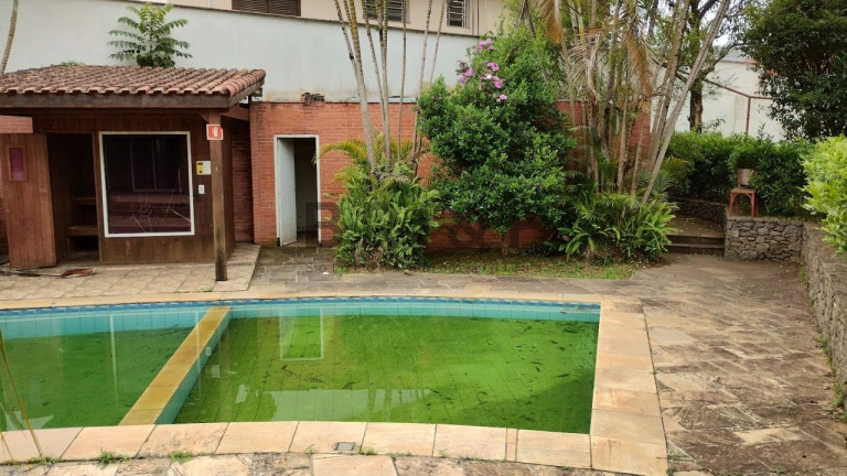 Imagem Casa com 4 Quartos à Venda, 250 m² em Interlagos - São Paulo Imagem Casa com 4 Quartos à Venda, 250 m² em Interlagos - São Paulo