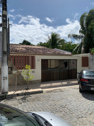 Casa com 3 Quartos à Venda, 207 m² em Jabotiana - Aracaju