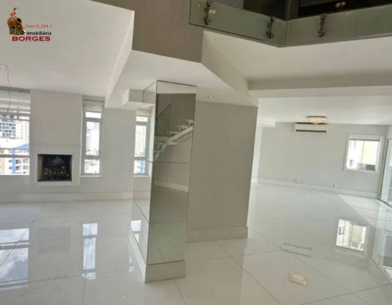 Imagem Cobertura com 3 Quartos à Venda, 250 m² em Vila Nova Conceição - São Paulo Imagem Cobertura com 3 Quartos à Venda, 250 m² em Vila Nova Conceição - São Paulo