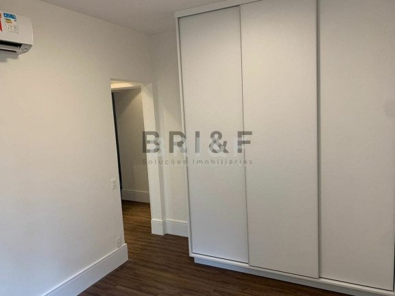 Imagem Apartamento com 3 Quartos à Venda, 223 m² em Vila Uberabinha - São Paulo