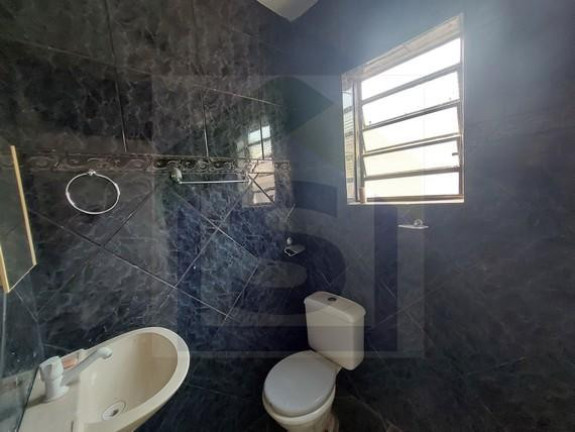 Imagem Casa com 3 Quartos à Venda, 130 m² em Vila Maria - Botucatu
