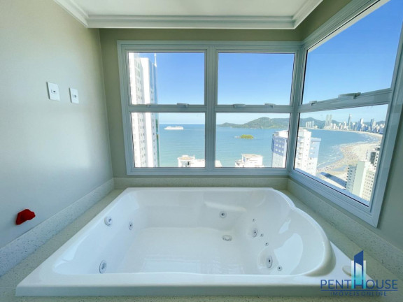 Imagem Apartamento com 4 Quartos à Venda, 140 m² em Centro - Balneário Camboriú Imagem Apartamento com 4 Quartos à Venda, 140 m² em Centro - Balneário Camboriú
