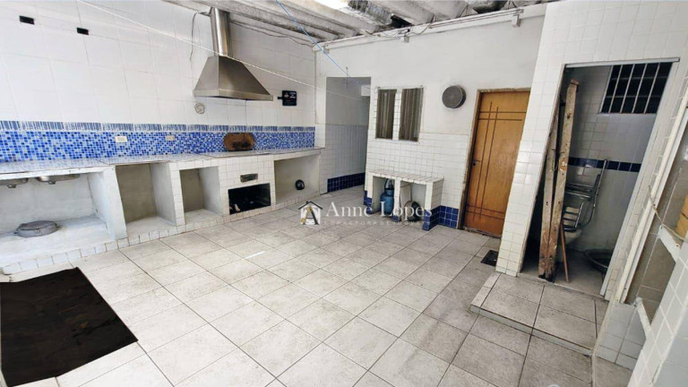 Casa com 3 Quartos à Venda, 342 m² em Estuário - Santos