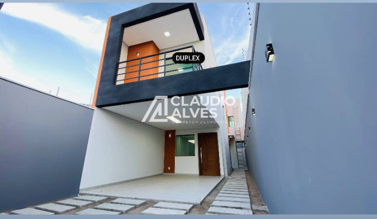 Casa com 3 Quartos à Venda, 132 m² em Mangabeira - Feira De Santana