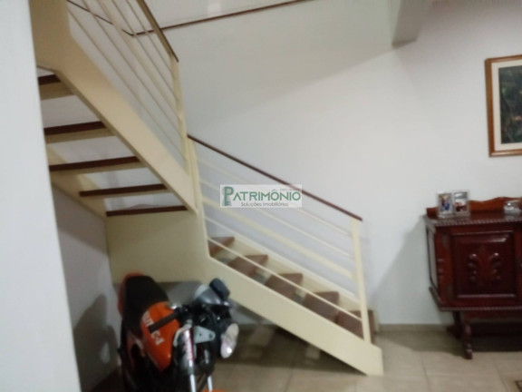 Imagem Casa com 4 Quartos à Venda, 330 m² em Dom Bosco - Jaguariúna Imagem Casa com 4 Quartos à Venda, 330 m² em Dom Bosco - Jaguariúna