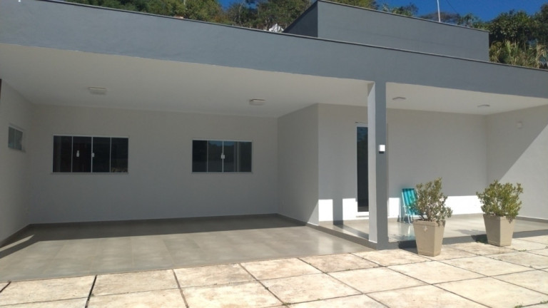 Imagem Casa com 4 Quartos à Venda, 800 m² em Ipiabas - Barra Do Piraí Imagem Casa com 4 Quartos à Venda, 800 m² em Ipiabas - Barra Do Piraí