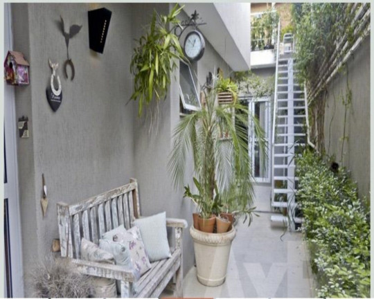 Imagem Casa com 3 Quartos à Venda, 250 m² em Jardim Paulistano - São Paulo Imagem Casa com 3 Quartos à Venda, 250 m² em Jardim Paulistano - São Paulo